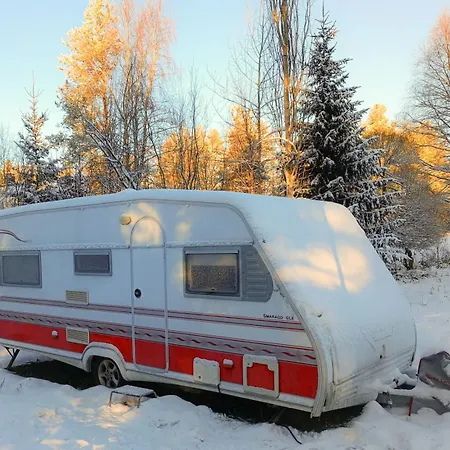 Santa's Winter Caravan-kabe Smaragd Rovaniemi